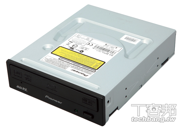 Pioneer BDR-207EBK：BDXL 與藍光12X超速燒合體