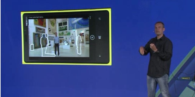 Nokia 推出 WP8 新機 Lumia 920、Lumia 820 ，搭載 PureView、離線地圖、無線充電技術